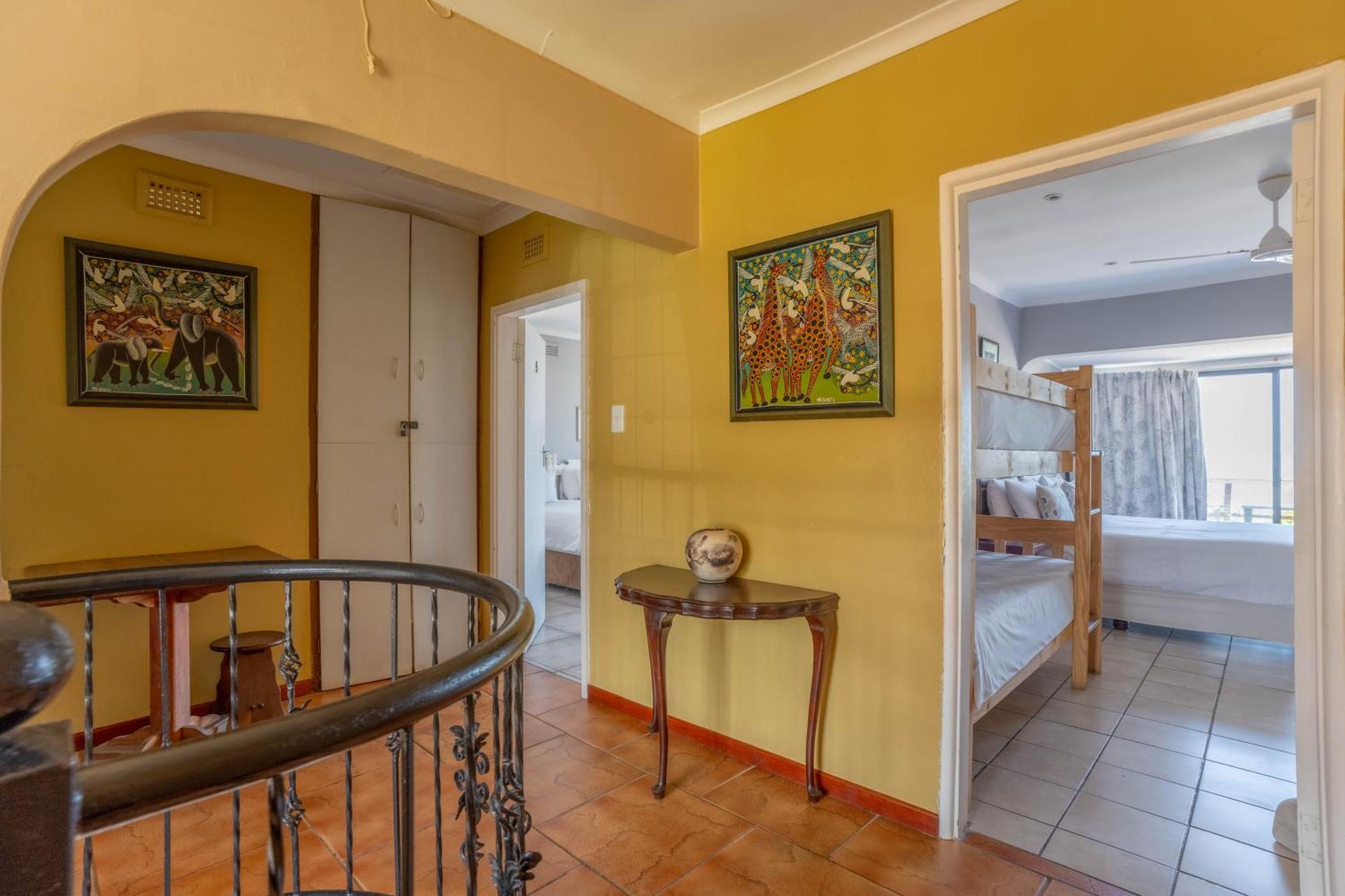 Glenashley Beach Accommodation - B&B And Backpackers Дърбан Екстериор снимка